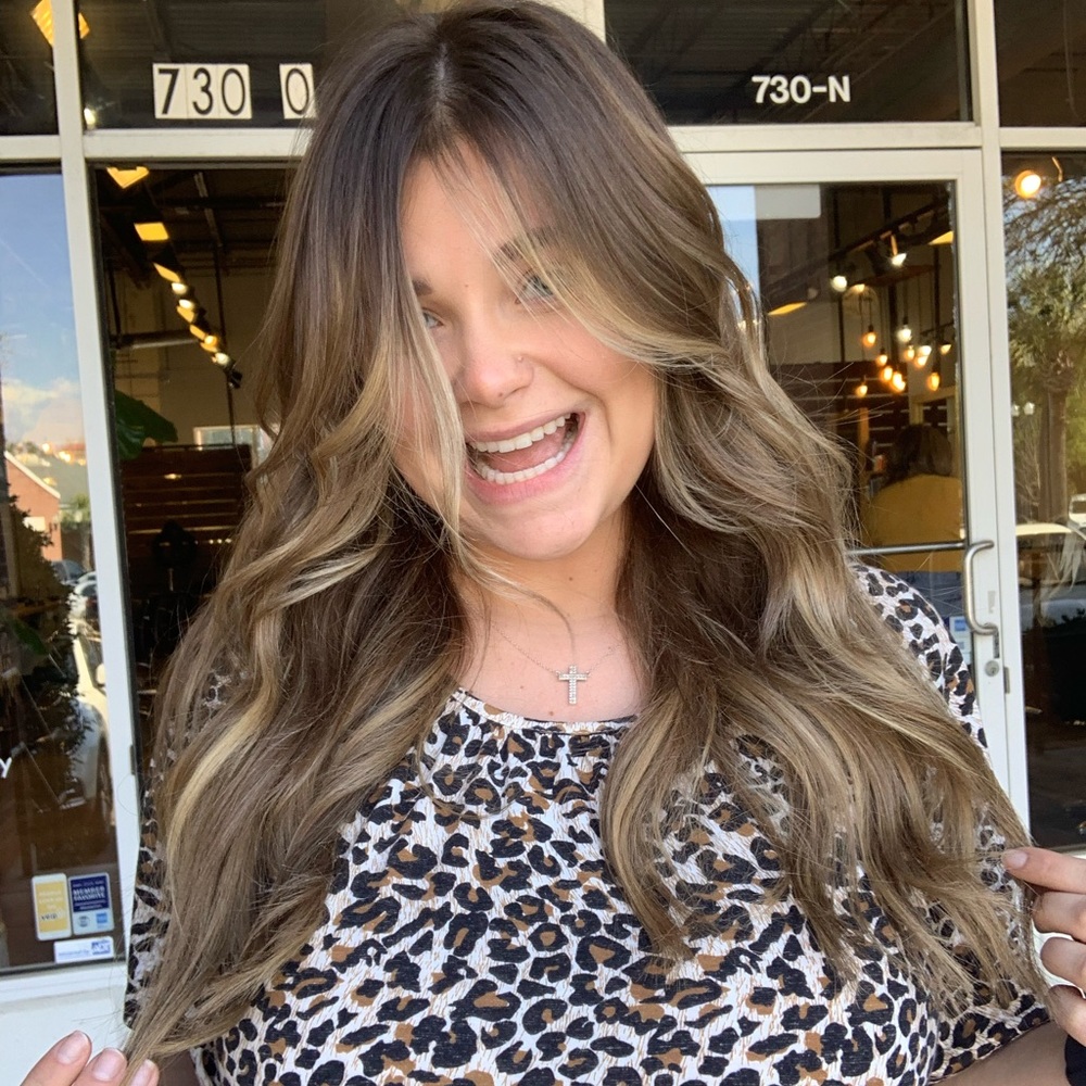 Meet your Posher, Ally